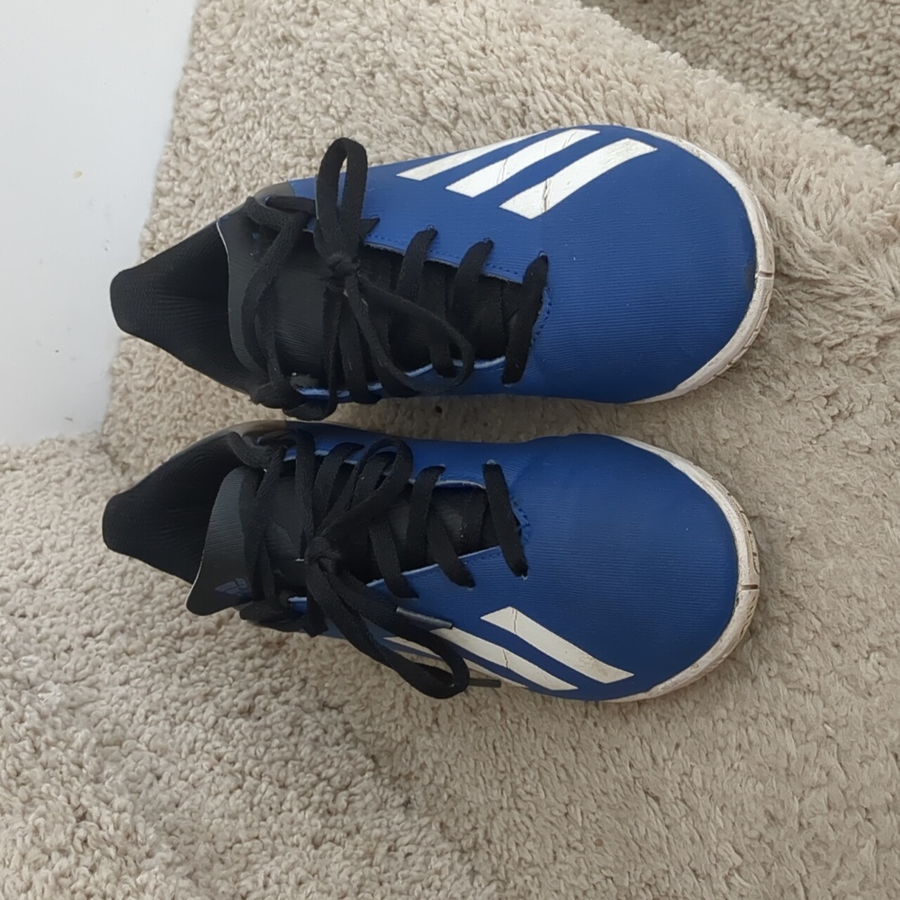 adidas indoor futsal cleats - blue with white stripes - sz 5.5